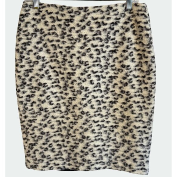 Ann Taylor Petite Size 10P Leopard Fur Print Pencil Skirt - Picture 1 of 11